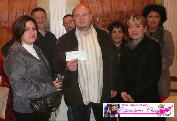 Restaurant le Bourgogne - remise de ch�que espoir pour Clara